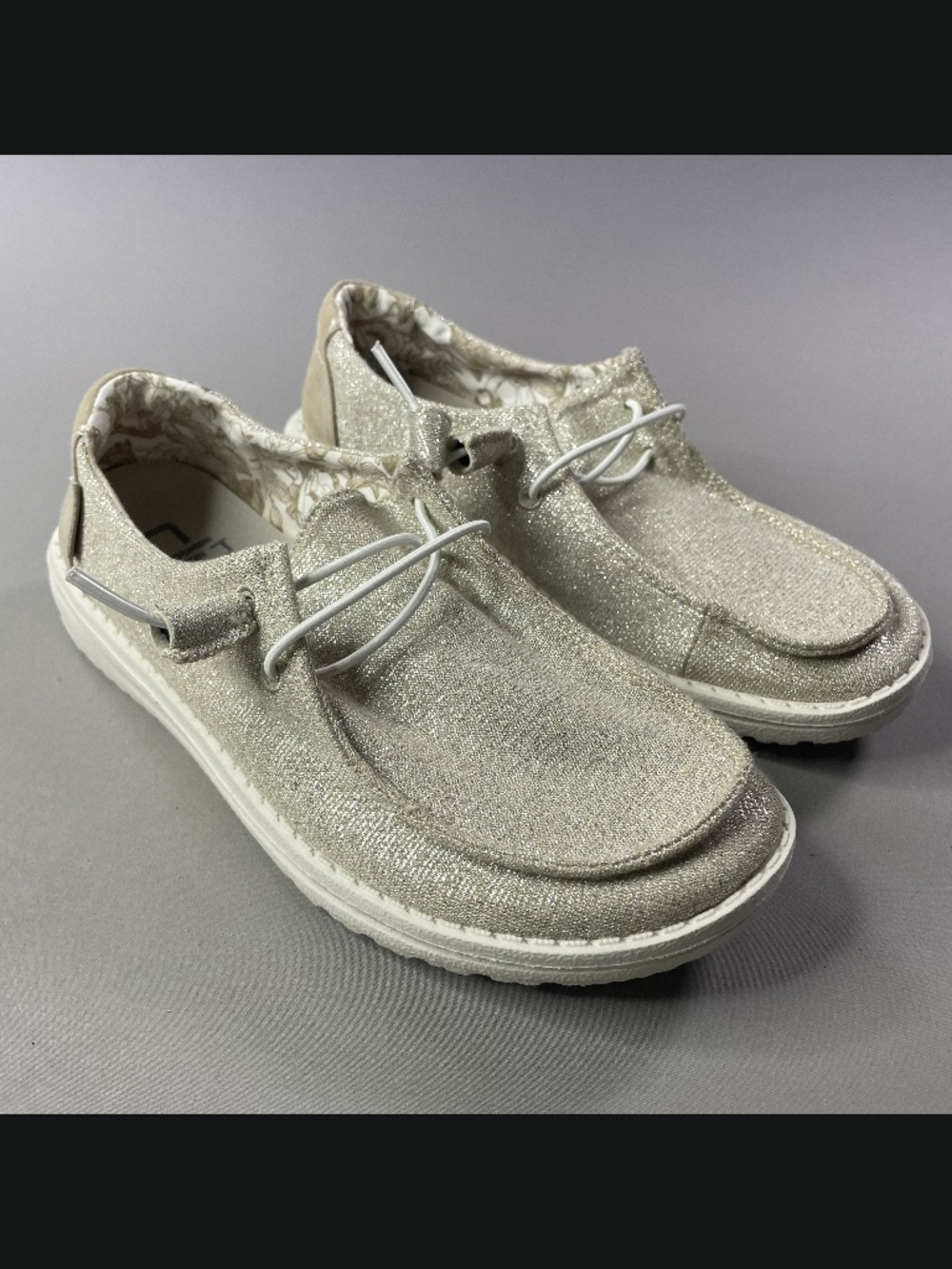 Hey Dude Shoes Womens 6 gold shimmer Wendy slip on loafer summer beach casual